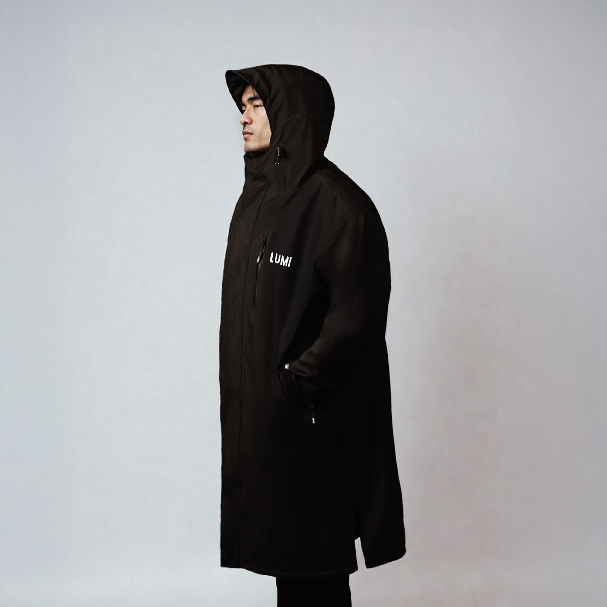 LUMI-Robe-Black-M1.jpg