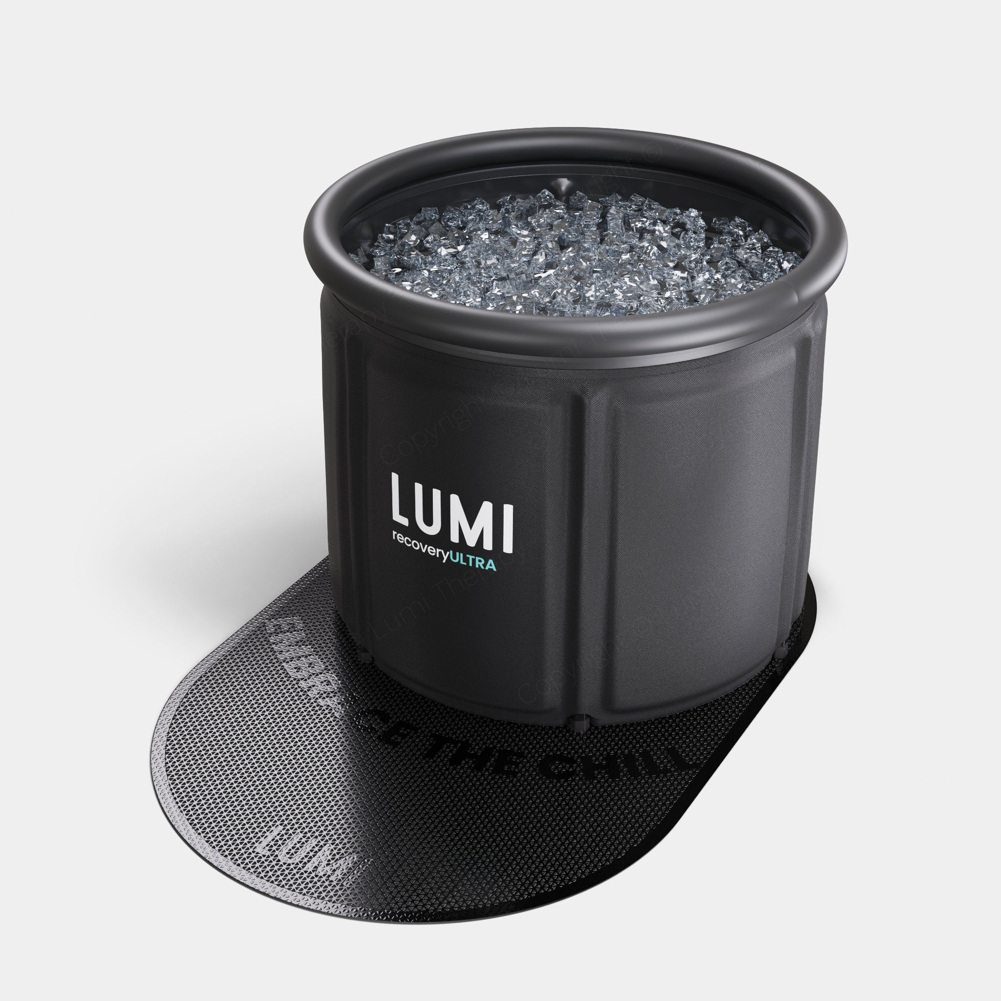 The LUMI Recovery Ultra ice bath sitting on the black LUMI ice bath mat